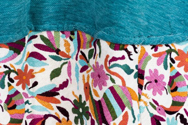 Mantel azul y estampado - Imagen 2